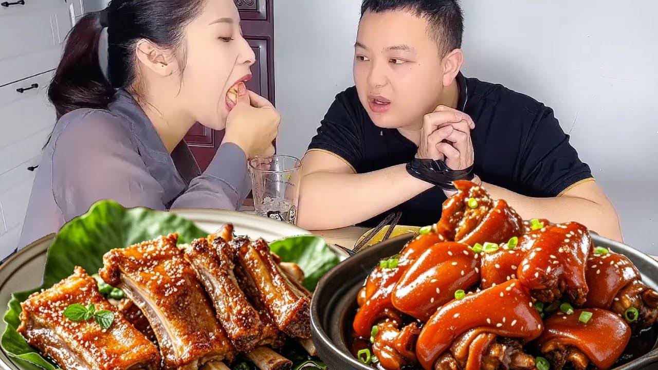 Discipline Your Husband Who Eats Alone  Make Him Cry After Eating Braised Pork！