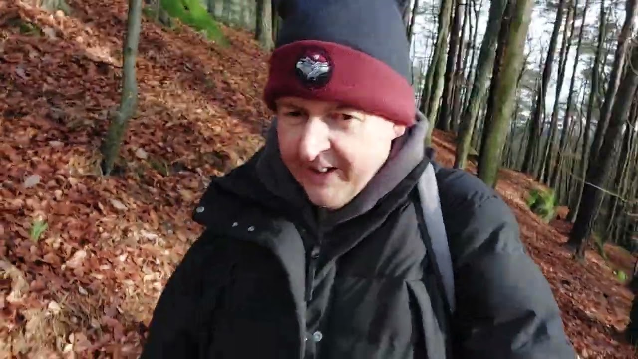 25.12.22 wandern lemberg( ruppertstein- aussichtpunkt rabenfels)👍🚶&zwj;♂️🚶🎒☁️⛅️🌲🌳🍂🍁🙂😇🍶🧑&zwj;🎄🎅🤶