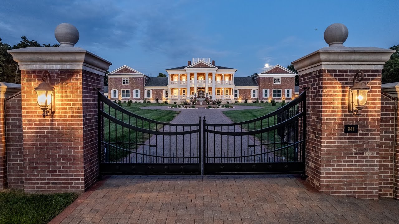 345 Coach Rd | 25,000 Square Feet in Lebanon, MO!