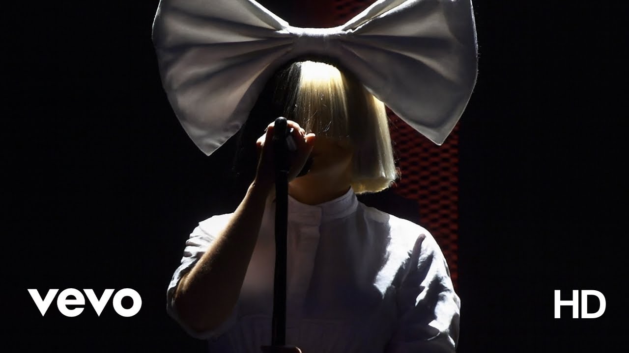 SIA - Feet off the Ground
