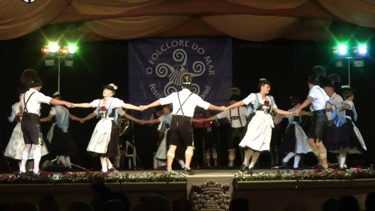 Bavarian traditional folk dance: Mühlradl