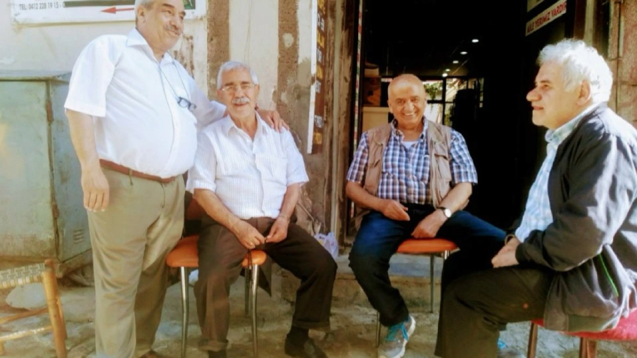 Aziz Esen Diyarbekir küçe çay evi Torunum ubeyt can a ebedi.  Hatıram