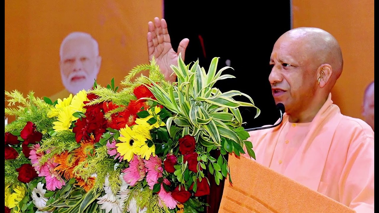“स्वदेशी है आत्मसम्मान की शक्ति, आत्मनिर्भर भारत है नए भारत का संकल्प।”
