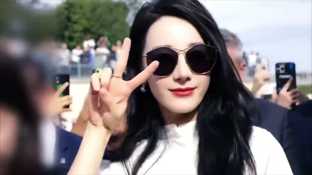 Dilireba Paris Fashion Week Vlog (ENG SUB) 迪丽热巴巴黎时装周vlog