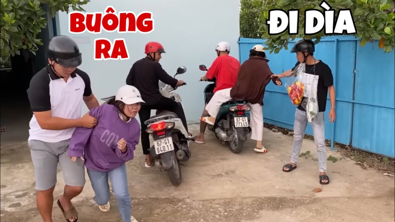 Người Ta Xin Nghỉ Đi Chơi Với Người Yêu Mà 2 Ông Thần Cứ Đi Theo Kè Kè