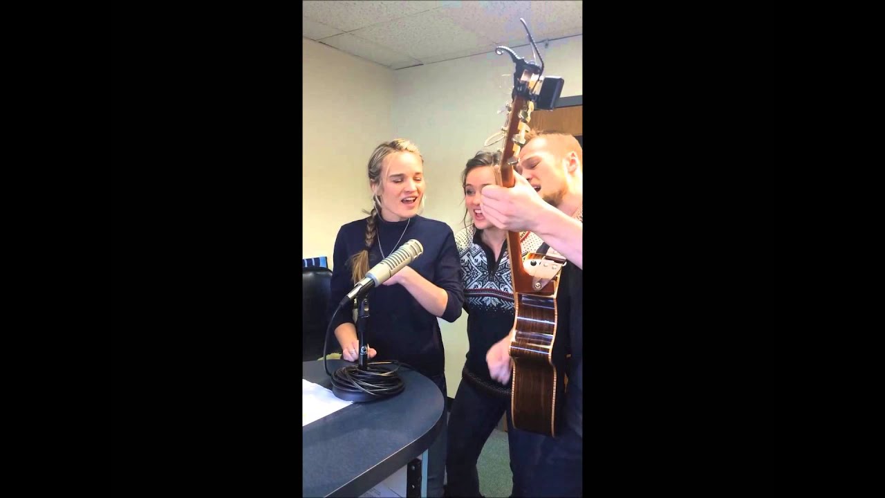 The Willis Clan Live on the Z93 Morning Buzz 2016