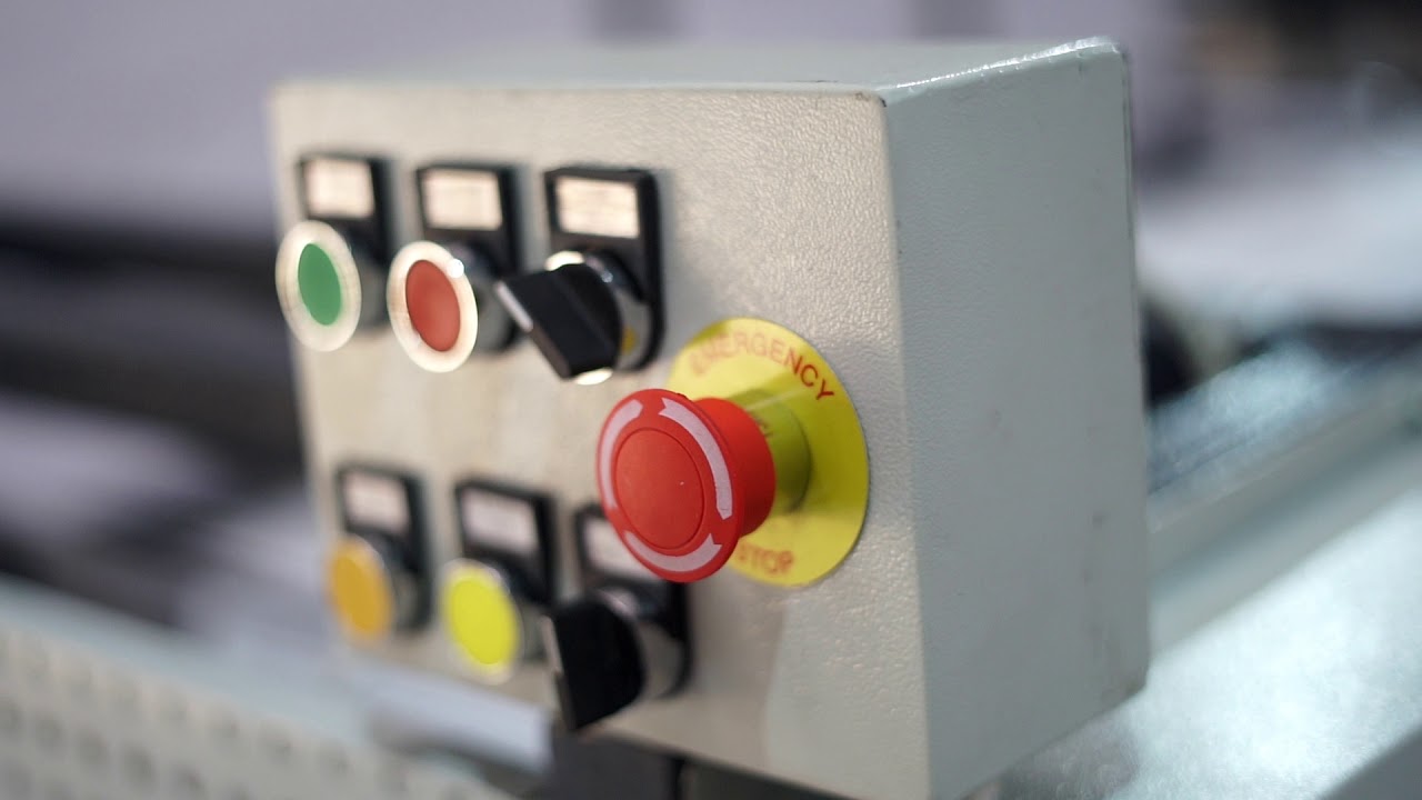 FIBC Fabric Cutting Machine  FCM 1400 / FCM 2200
