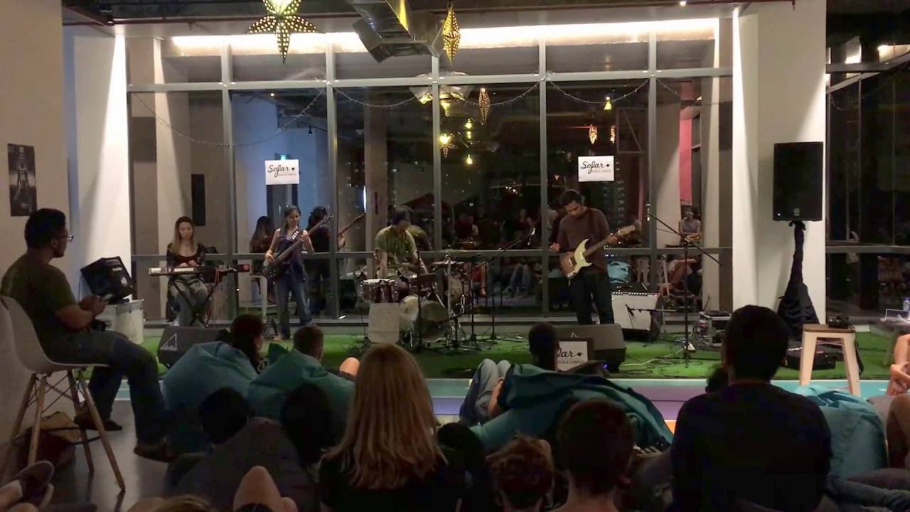 picking paces - Live @ Sofar Sounds KL Vol.4
