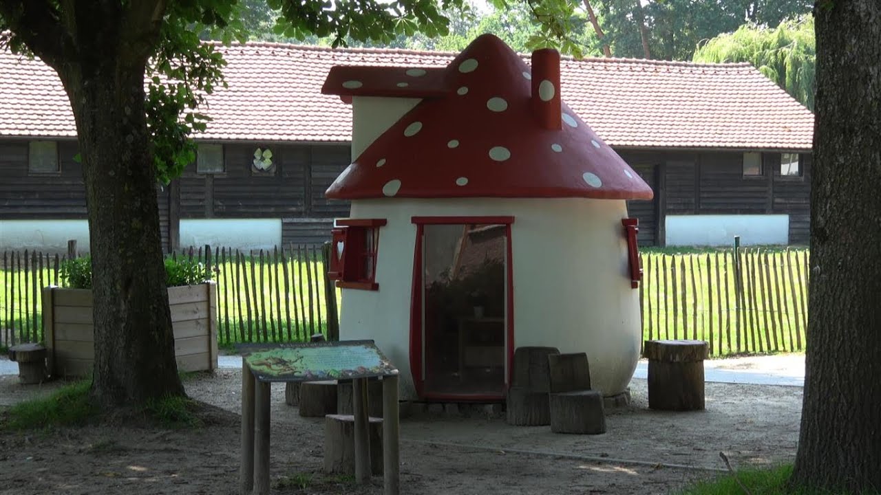 Waterburcht en kinderboerderij in Pietersheim - Filmpjes Jan De prins