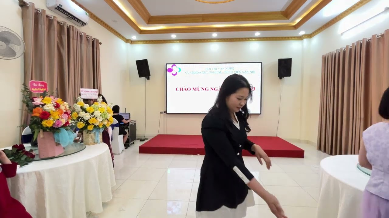 Thi văn nghệ chào mừng 8/3