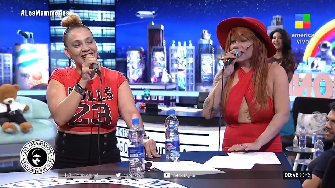 Lourdes y Lissa de Bandana cantaron en Los Mammones