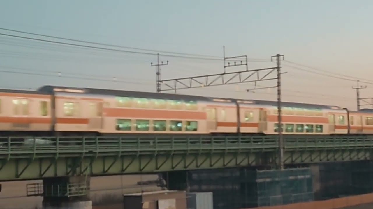高速ジョイント音を響かせて中央線快速やむさしの号が鉄橋を通過して行きます…高速通過５連発…