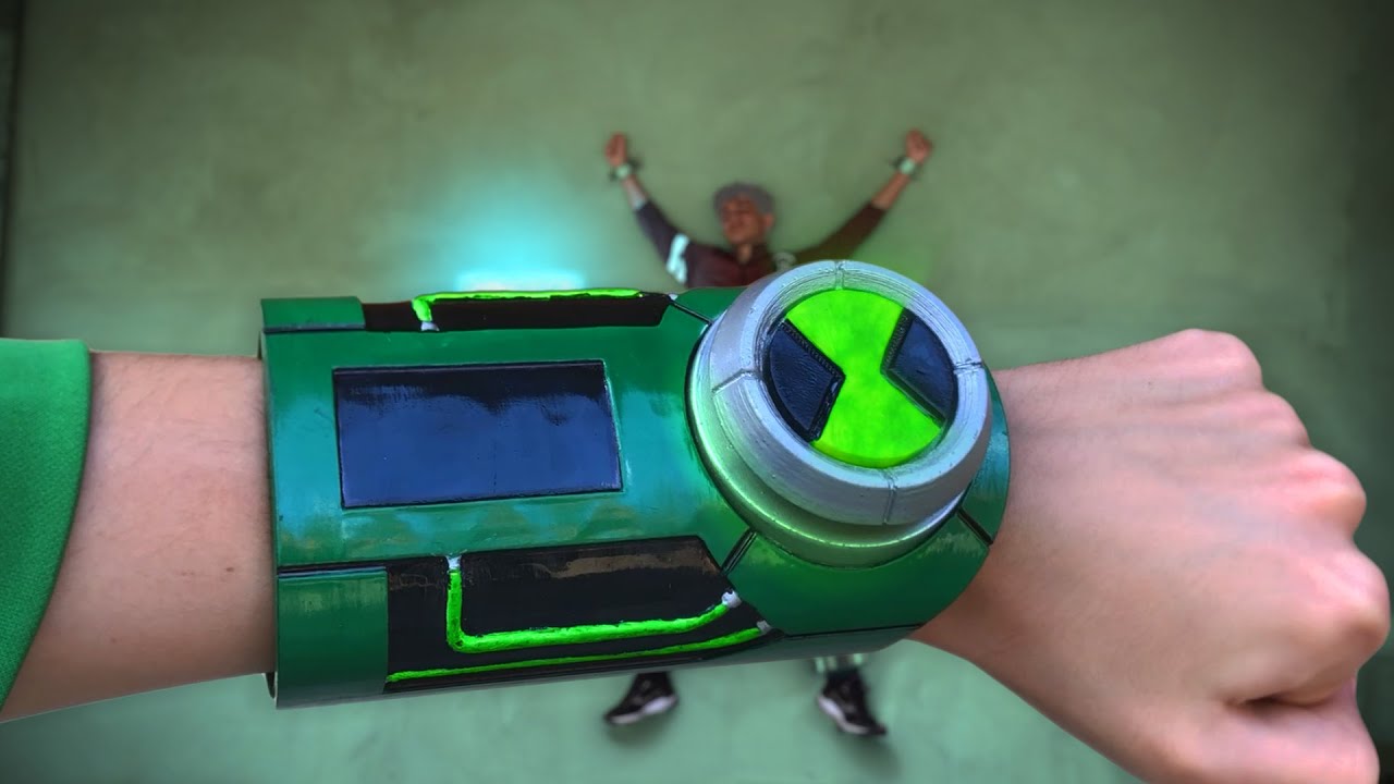 Ben 10 takes The Ultimatrix from Albedo (REAL LIFE)