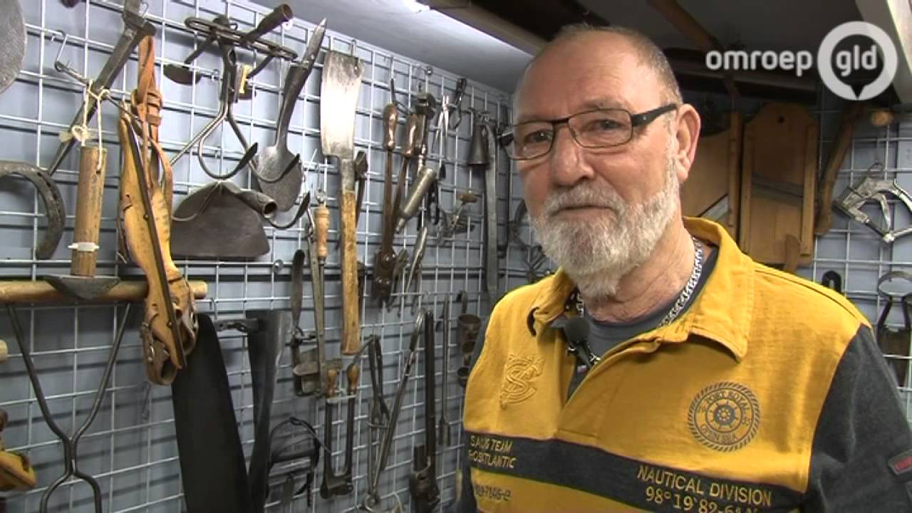 Verzamelaar verbannen naar het schuurtje