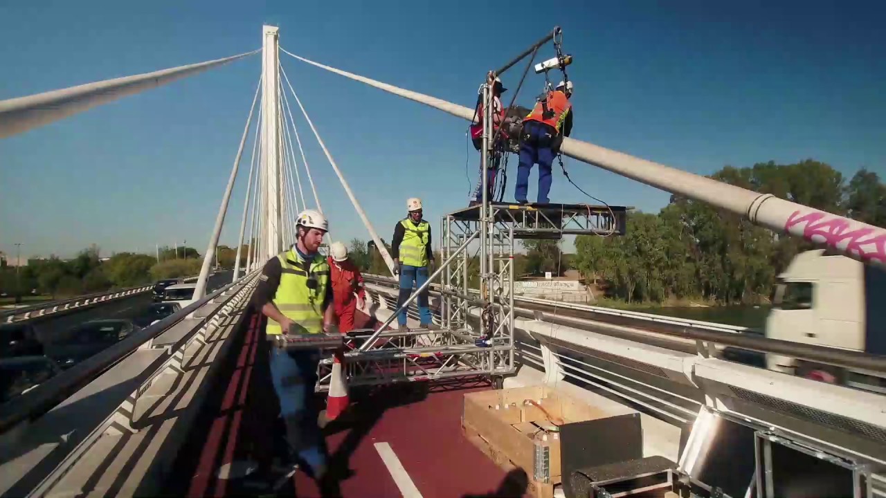 Inspección especial del Puente del Alamillo