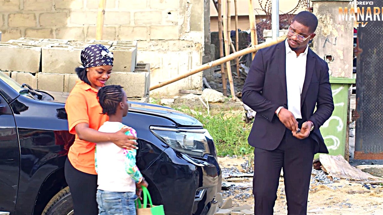 How A Poor Single Mother Who Was Thrown Out With Her Child Met A Billionaire That Married Her/Movies