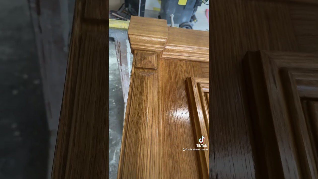 N&auml;chster Arbeitsschritt bei dem Nachbau der  historischen Holzhaust&uuml;re 💪😊
