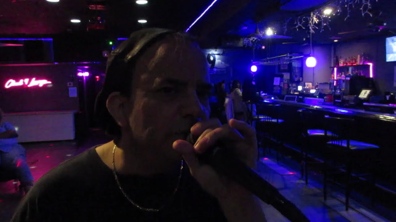 NeonLoungeRichie - 
