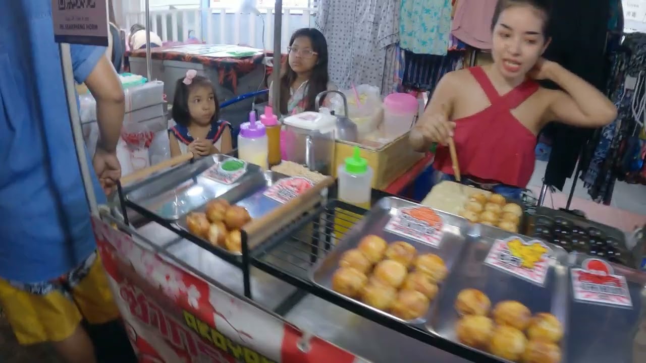 Beautiful Bangkok Night Market | Huai Khwang | 2024