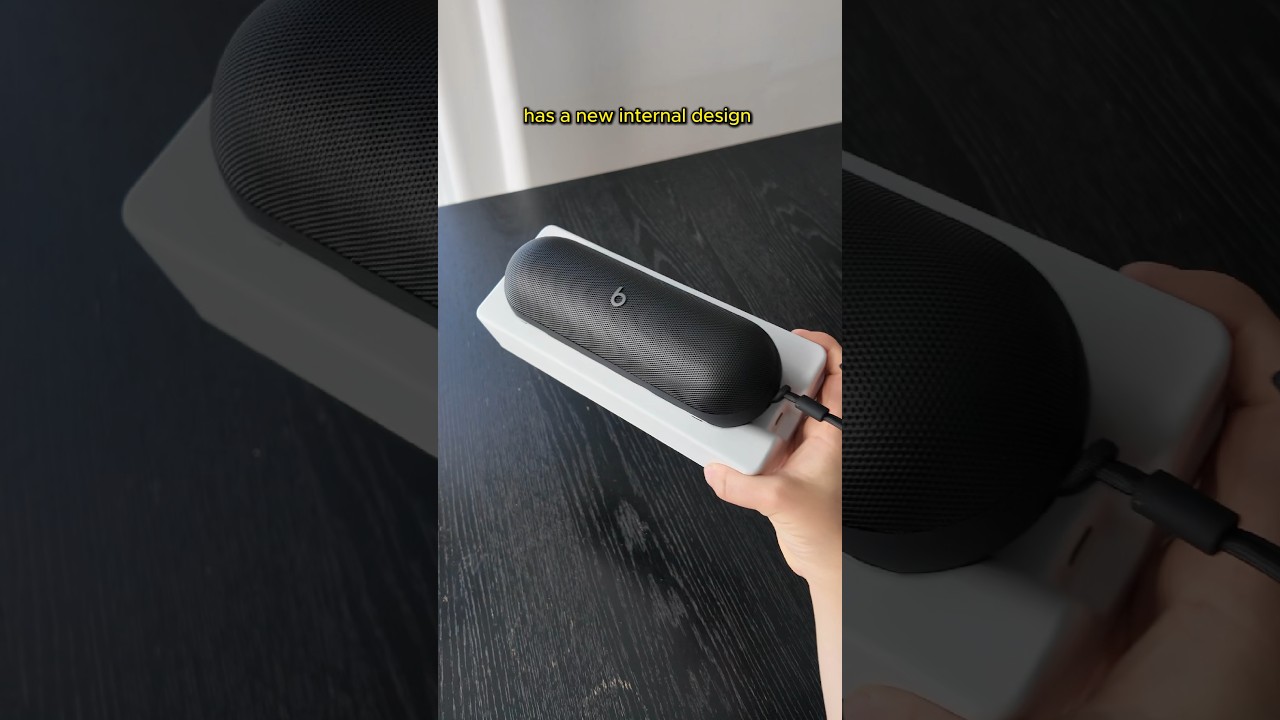 Новая портативная колонка Beats Pill обладает невероятной мощностью для своего размера #Beats #Be...