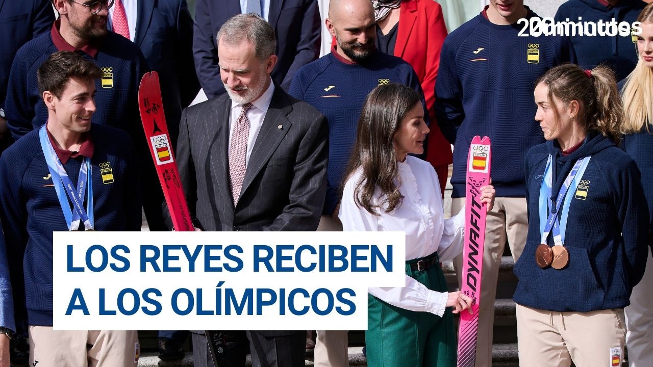 Los REYES de España reciben a los medallistas OLÍMPICOS