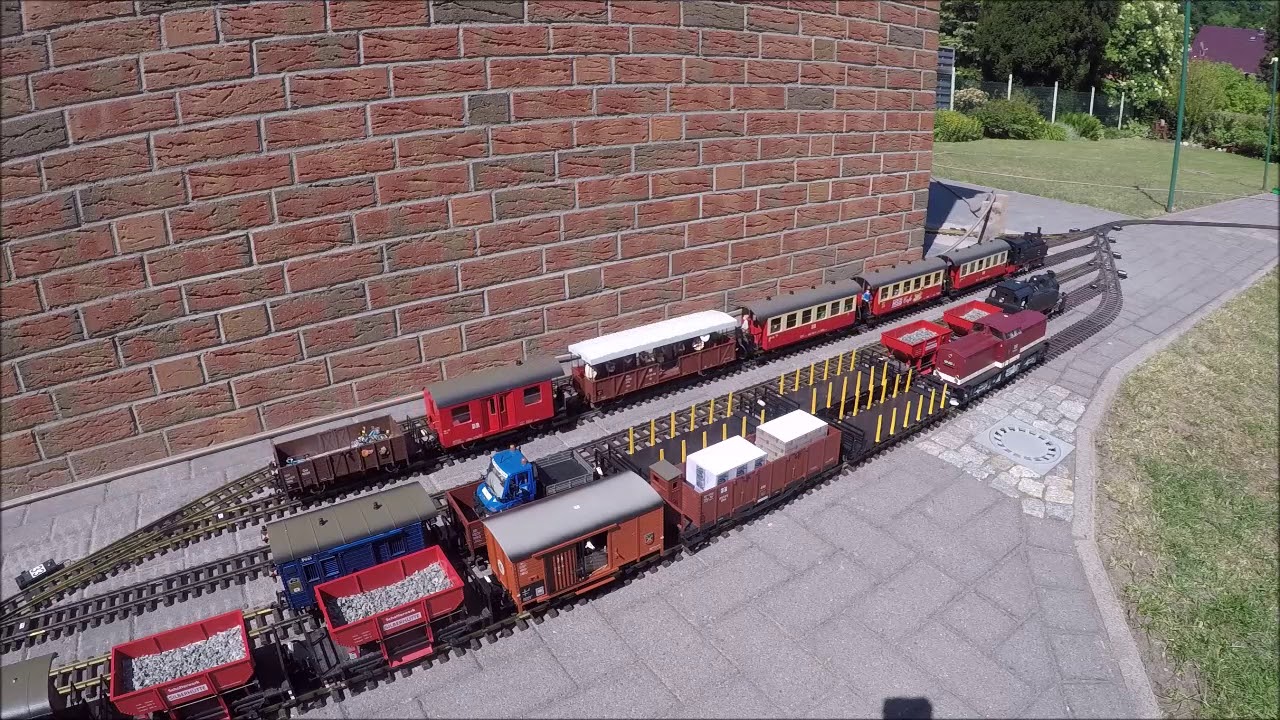 LGB 2020 Schattenbahnhof im Keller und sonnige Ausfahrt