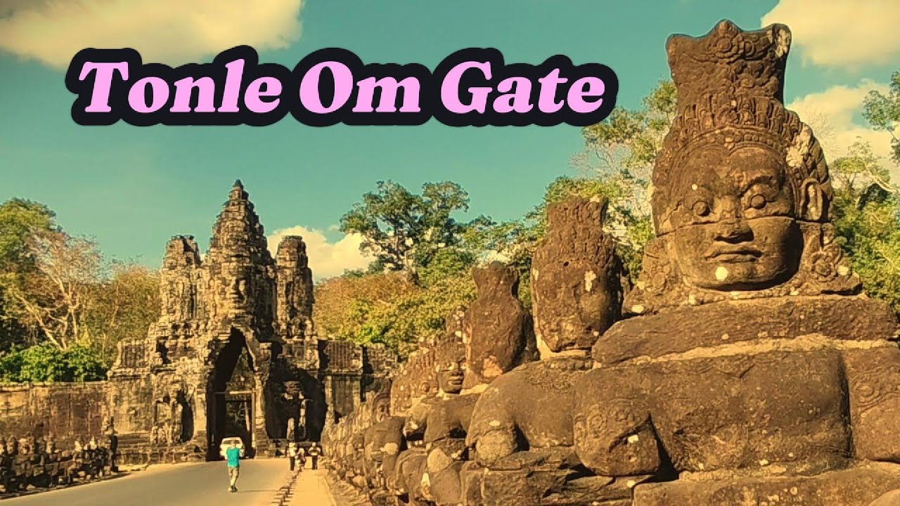 Tonle Om Gate is an attraction for all tourists