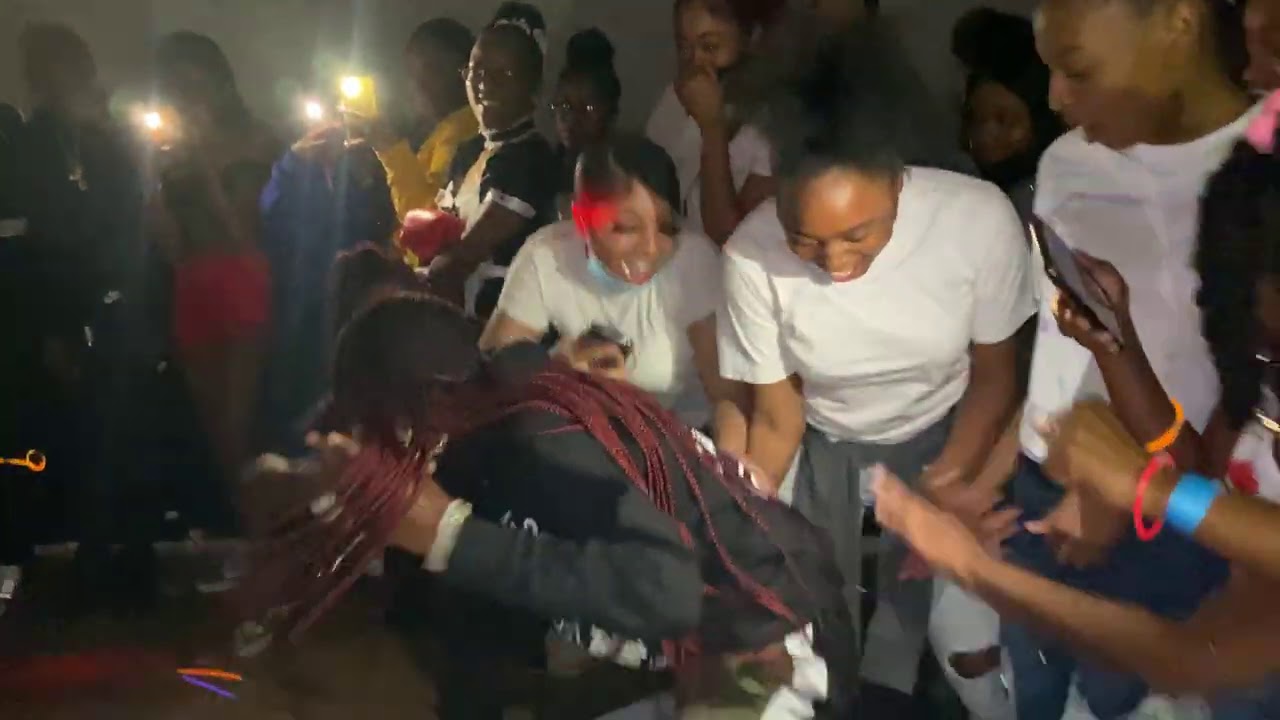TSQUAD SET LANCASTER ON FIRE WITH HOT DANCE MOVES🔥🔥@TOMMYTHECLOWN ON INSTAGRAM ​