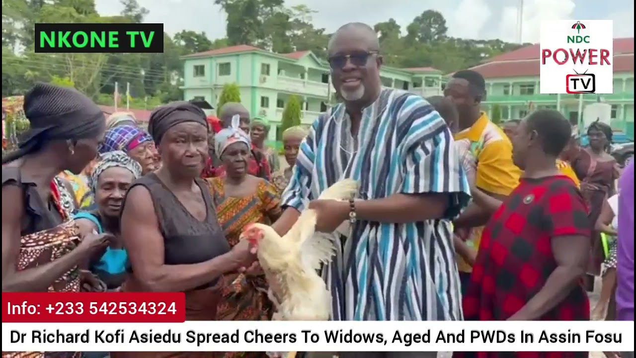Dr Richard Kofi Asiedu Spread Cheers To Widows, Aged And PWDs In Assin Fosu 