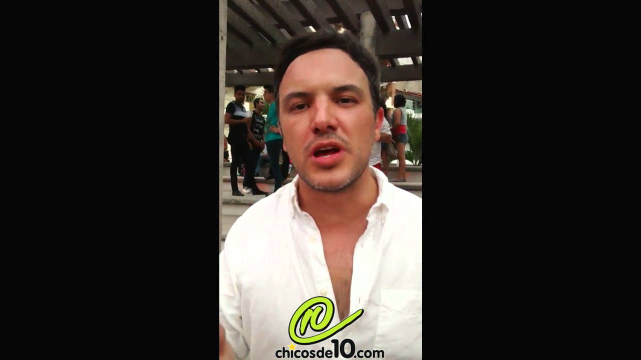 Alejandro de la Madrid en Puerto Vallarta - chicosde10.com
