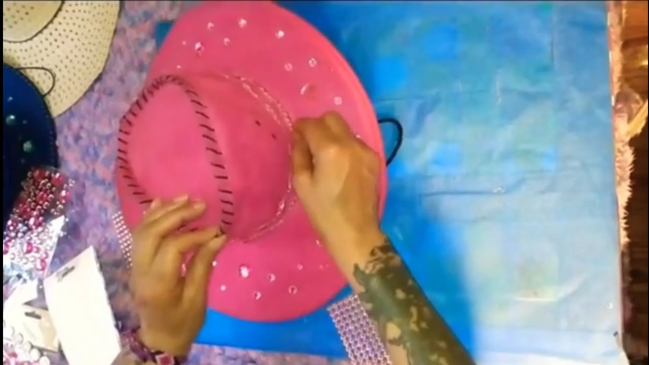 BLING OUT YOUR COWGIRL HAT
