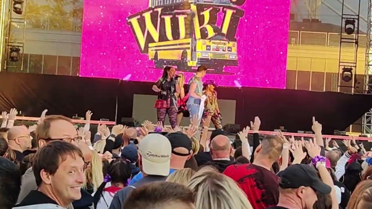 Vengaboys - We Like to Party (remix) (90's Explosion 2024) 4K