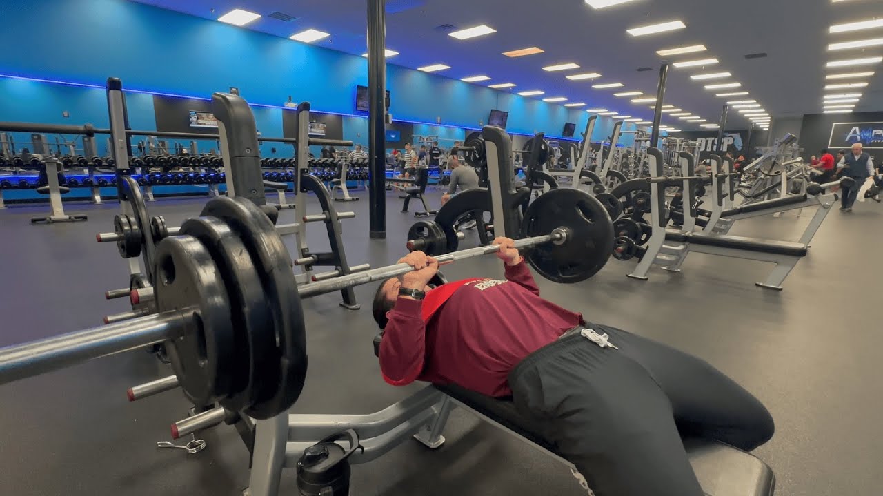 chewsday chest day vlog