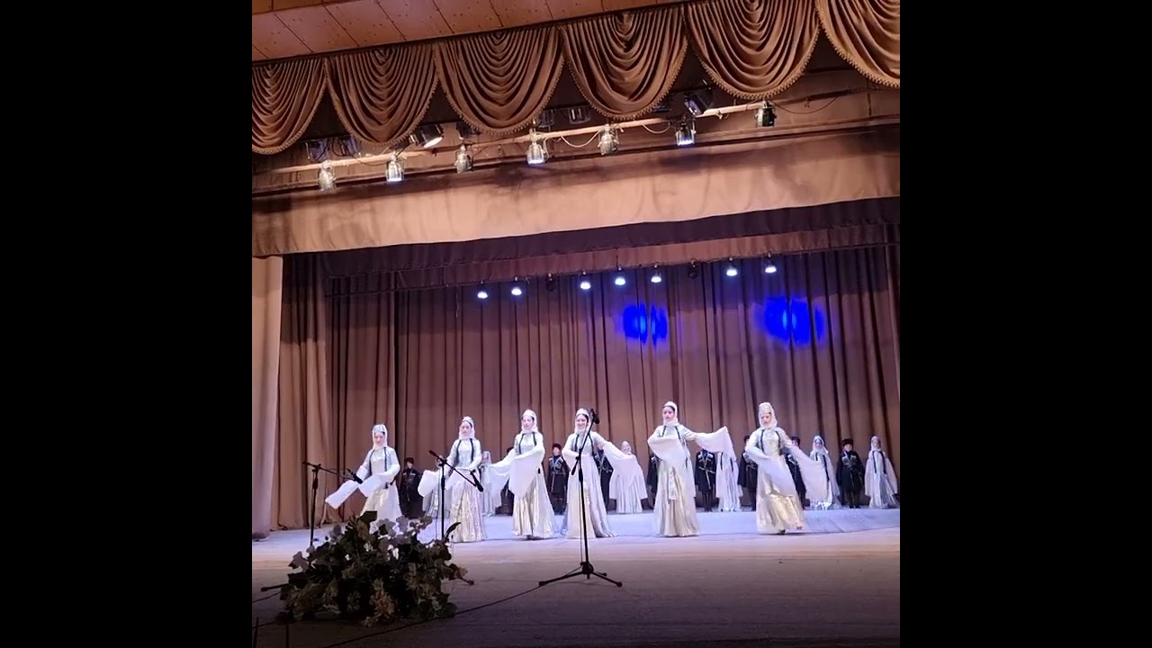 cekva: osuri. ansambli 