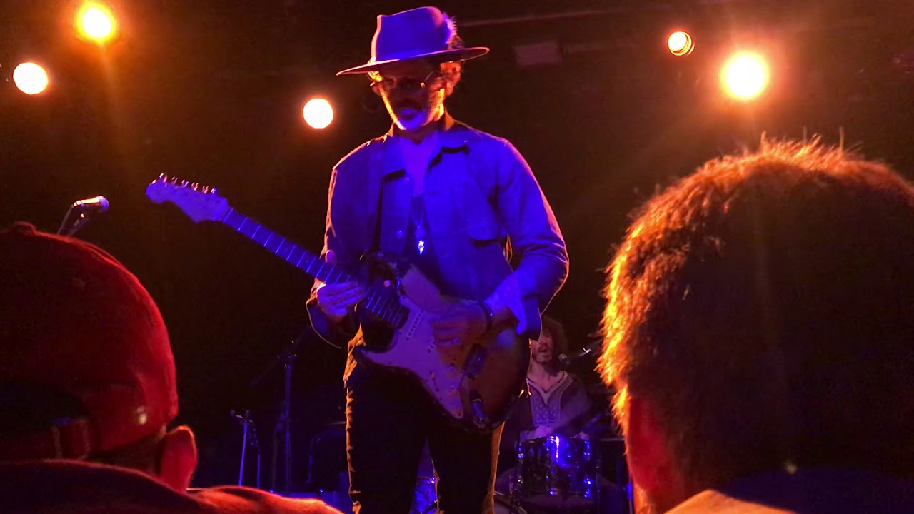 Doyle Bramhall II - Hands Up solo (live in Nuremberg, Germany - 21-05-19)