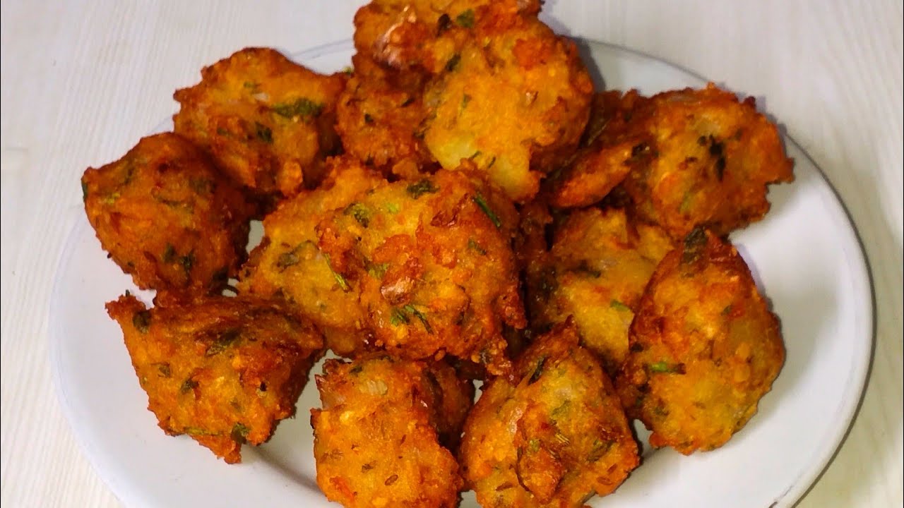 Masoor dal ke crispy pakode, very simple and easy recipe