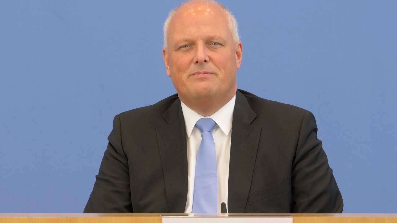 Sehenswert: Der Beauftragte f&uuml;r Datenschutz, Ulrich Kelber, berichtet - BPK 8. Mai 2019