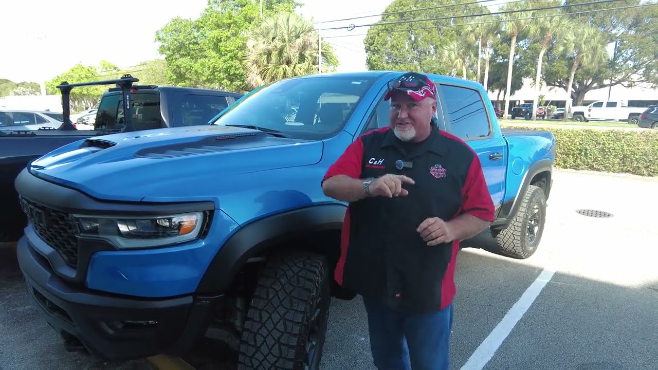 New! Westin Pro E Power Running Boards on a 2025 Ram RHO review by Chris from C&H Auto Accessories