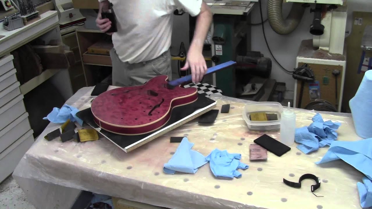 In the Shop - Building Eric Clapton's 1964 ES 335 Guitar - Part 44