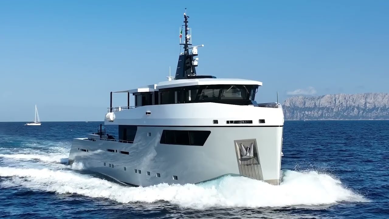 FOX | 34.9m (114.3ft) Pendennis For Sale | 2024