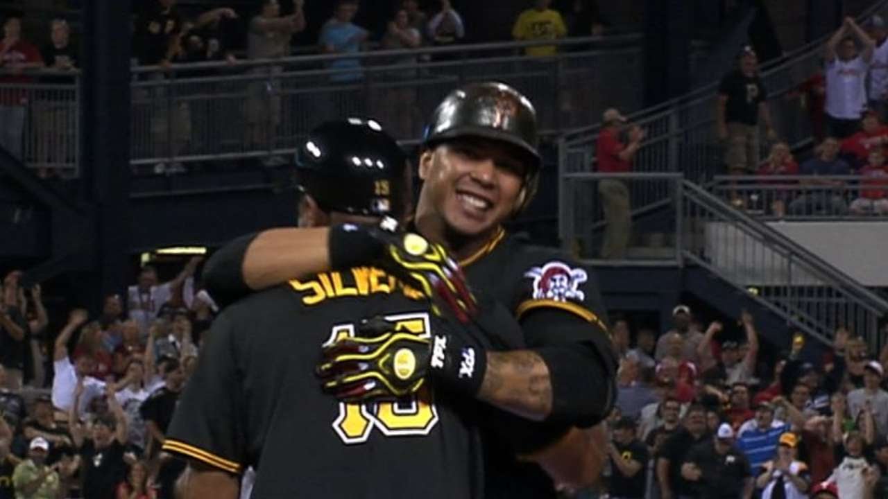Tabata's walk-off single wins it in the 12th