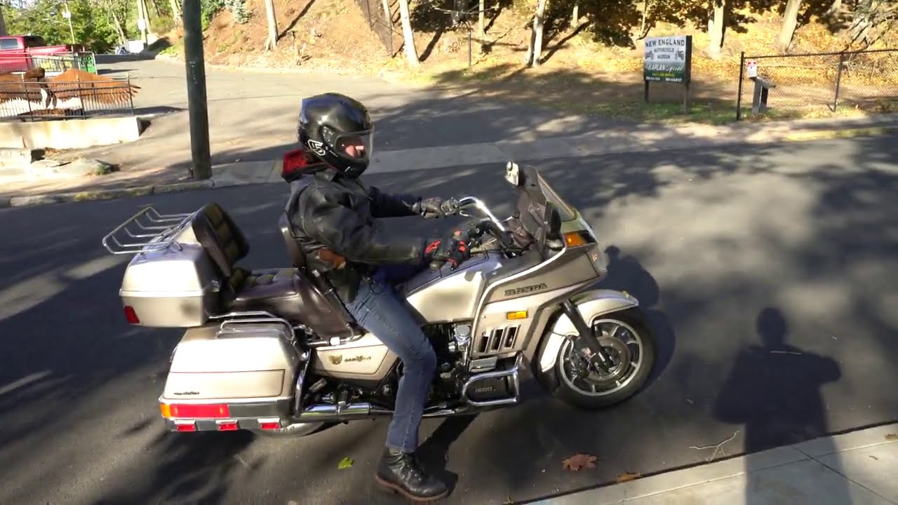 Honda GL1200 Goldwing