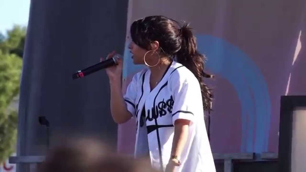 Shower - Becky G - BeautyCon LA