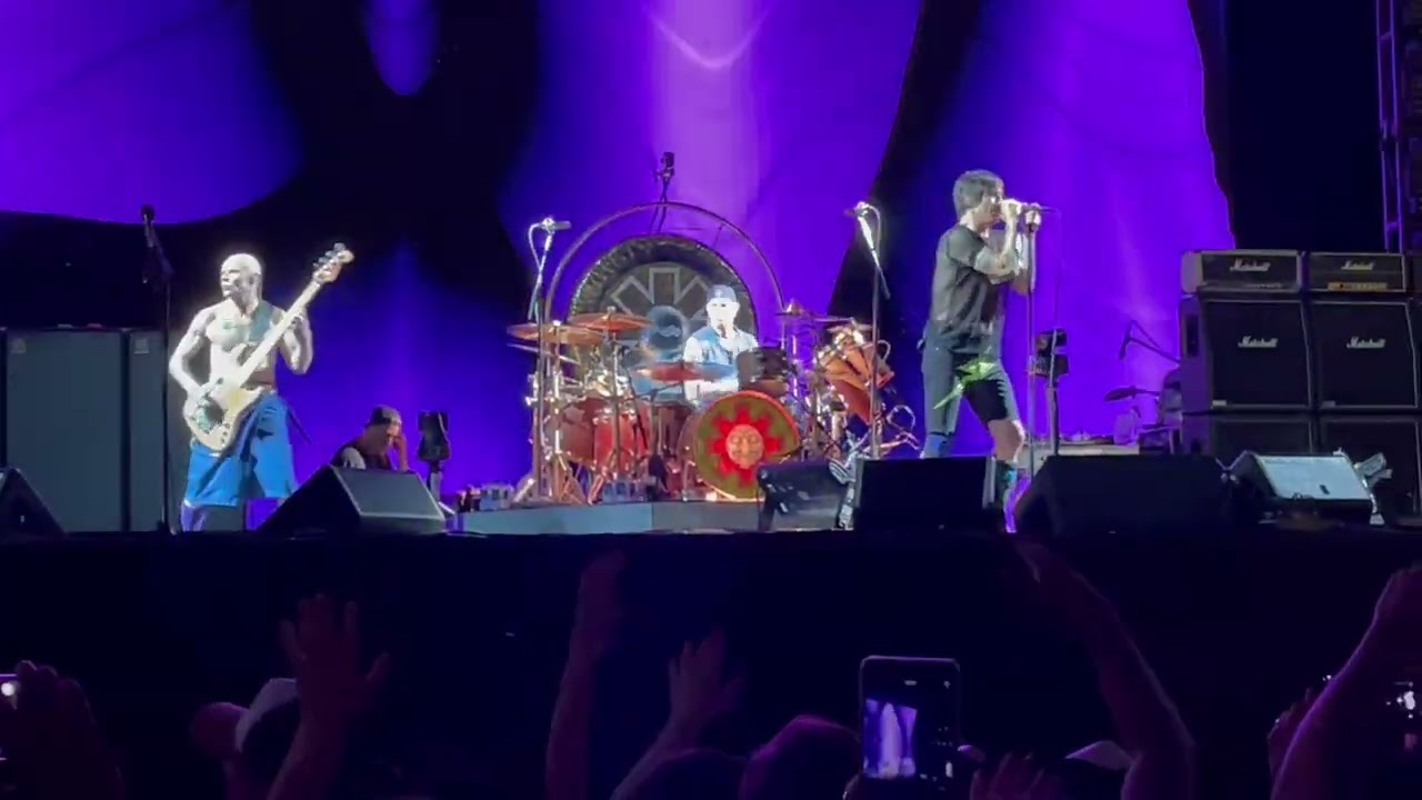 Red Hot Chili Peppers - 