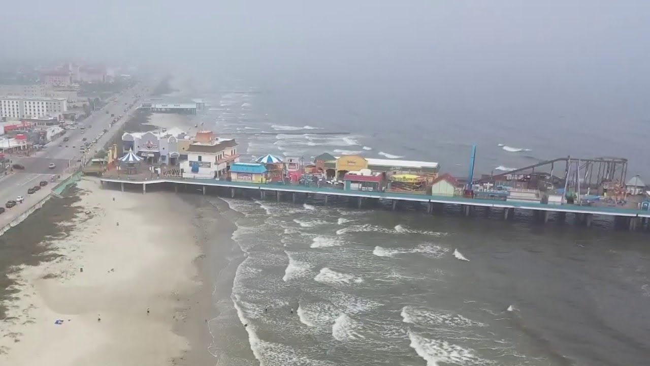2 people drown in Galveston this weekend