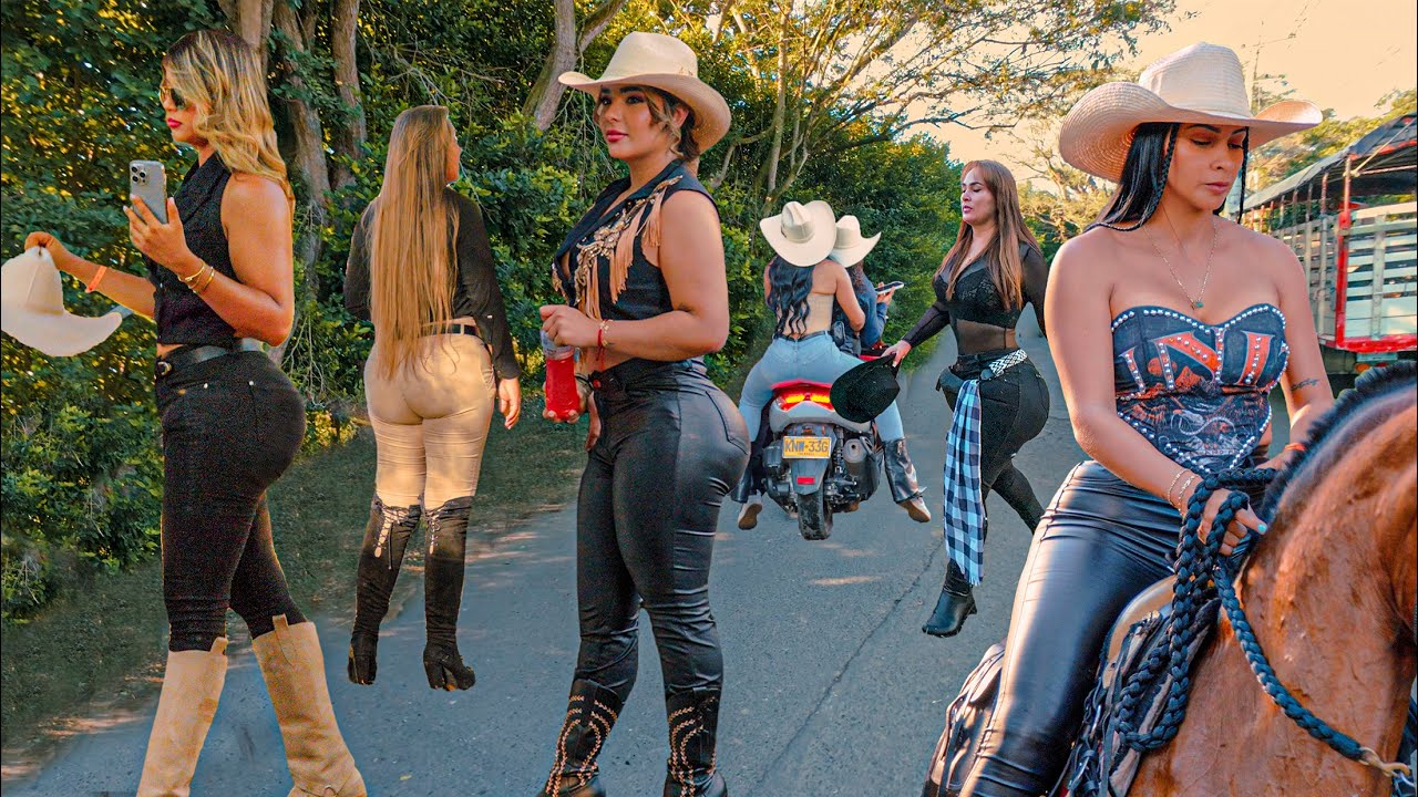 Colombian Women Ride Horses 😍 Rodeo 2025 🐴 Only Stunning Cowgirls