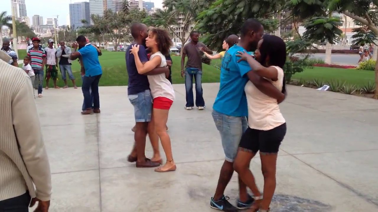 Projeto Kizomba na Rua at Baía de Luanda, Angola