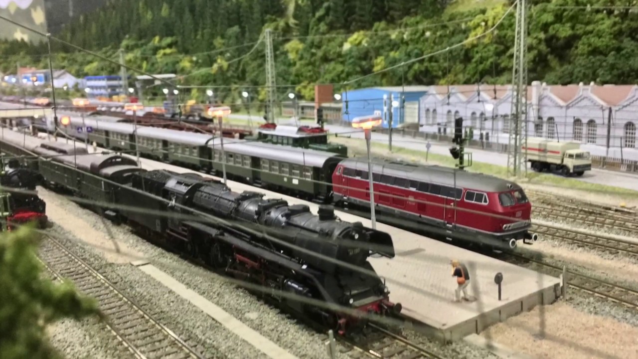Dampf und Diesel in Epoche III und IV auf der Schwarzwaldbahn im MFK