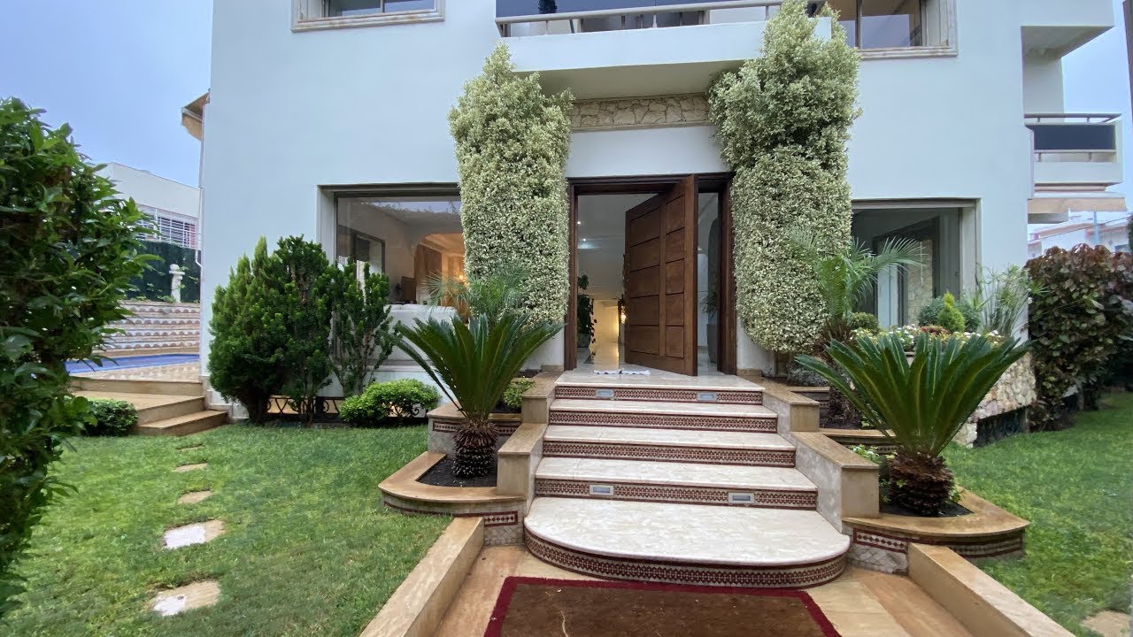 villa à vendre à Casablanca  فيلا للبيع في الدار البيضاء
