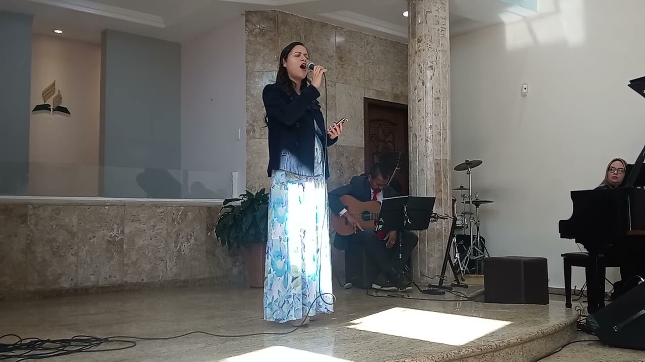 Jessica canta Jesus é a Rocha - (Cover) Alessandra Samadello